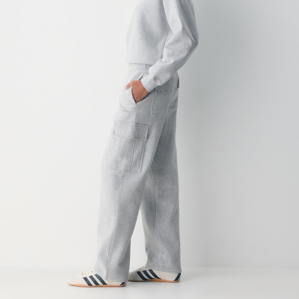 Aritzia Cozy Sweatfleece Mega Cargo™ Sweatpant